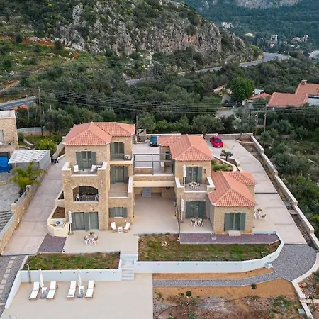Apartman Ipsό *