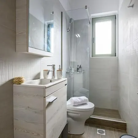 Ipsό Apartman *